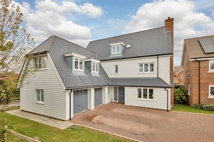 5 Bedroom Detached House For Sale In The Wickets, Marden, Tonbridge, Kent, TN12