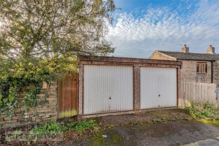 2 Bedroom Semi-Detached House For Sale In Hill Top Fold, Slaithwaite, Huddersfield, West Yorkshire, HD7