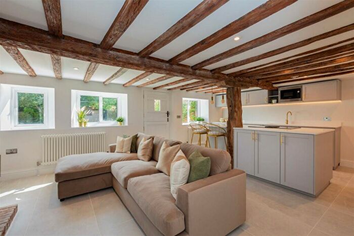 3 Bedroom Terraced House For Sale In Thame Road, Warborough, Wallingford, OX10