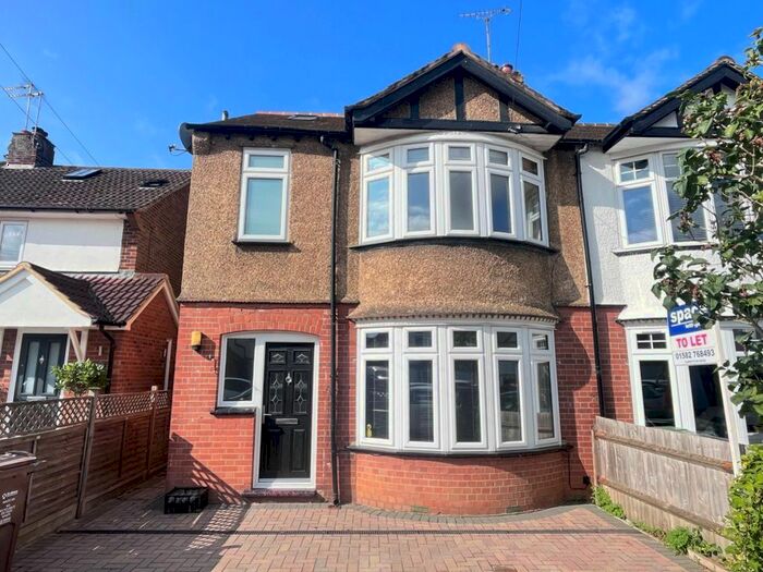 4 Bedroom Property To Rent In Overstone Road, Harpenden, AL5