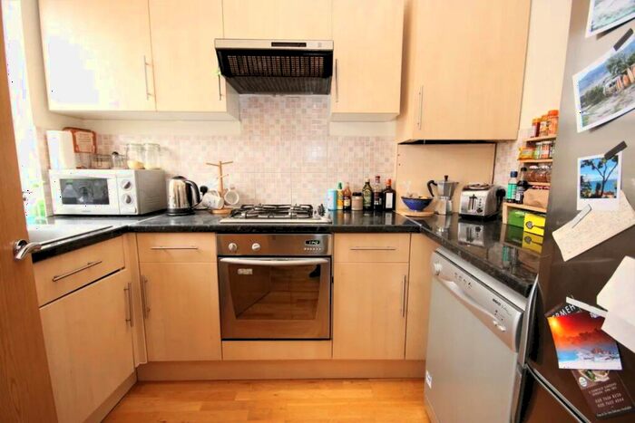 1 Bedroom Flat To Rent In Hillmarton Road, N7