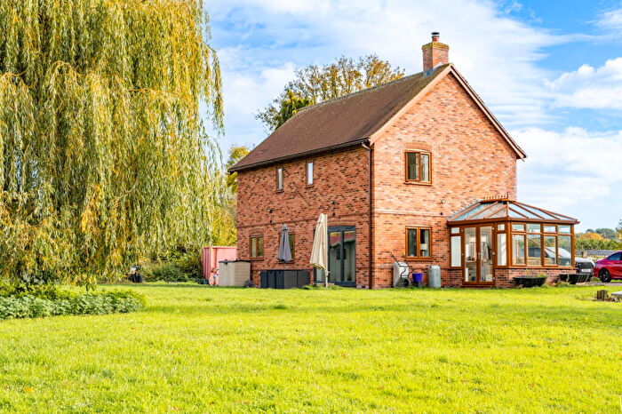 3 Bedroom Detached House For Sale In Wangfield Lane, Curdridge, SO32