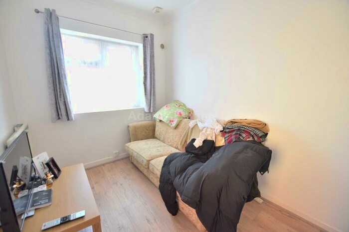 Studio To Rent In Whitley Street, Reading, RG2