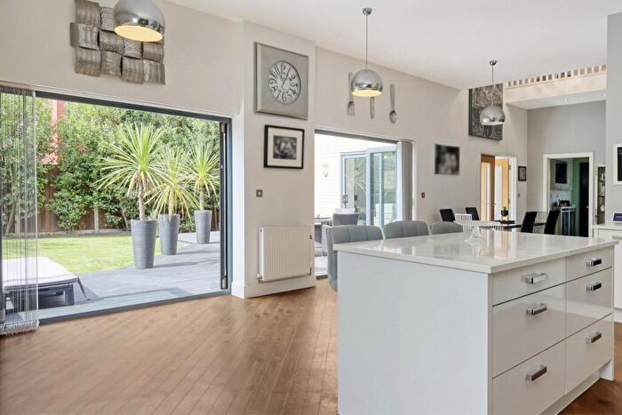 5 Bedroom Detached House For Sale In Dunwich Close, Ipswich, IP3