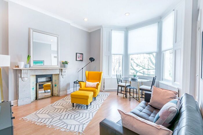 1 Bedroom Flat To Rent In Sutherland Avenue, Maida Vale, London, W9
