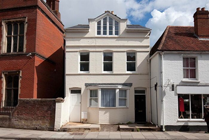3 Bedroom Flat To Rent In Crane Street, Salisbury, SP1