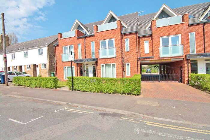 2 Bedroom Flat To Rent In Islip Road, North Oxford, OX2