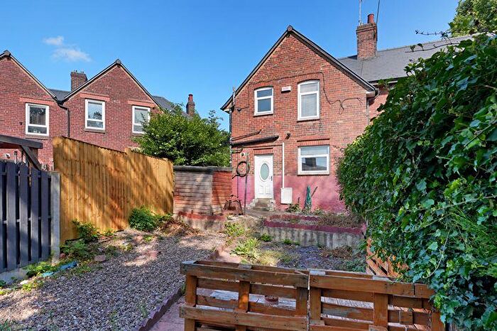 2 Bedroom Terraced House To Rent In Norwood Avenue, Sheffield, S5