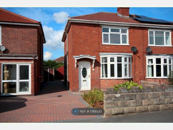 3 Bedroom Semi-Detached House To Rent In Clare Road, Stafford, ST16