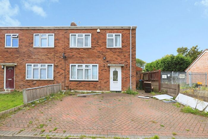 3 Bedroom Semi-Detached House For Sale In Princess Anne Road, Bilston, WV14