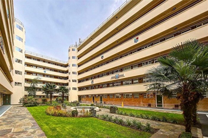 Studio To Rent In Sheen Road, Richmond, TW9