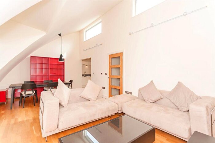 2 Bedroom Apartment To Rent In Cumnor Hill, West Oxford, OX2