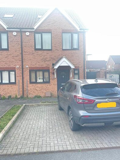 3 Bedroom End Of Terrace House For Sale In Sir John Court, Staines Upon Thames, TW19