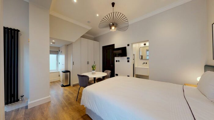 Studio To Rent In Gunter Grove, London, SW10