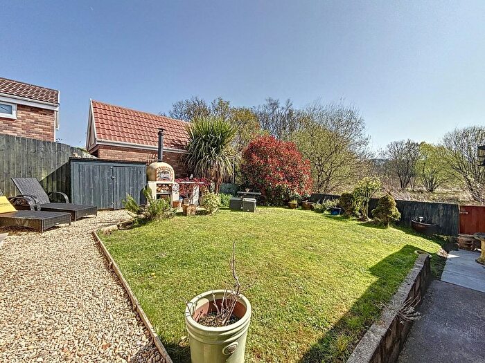 4 Bedroom Detached House For Sale In Heol Iscoed, Efail Isaf, CF38