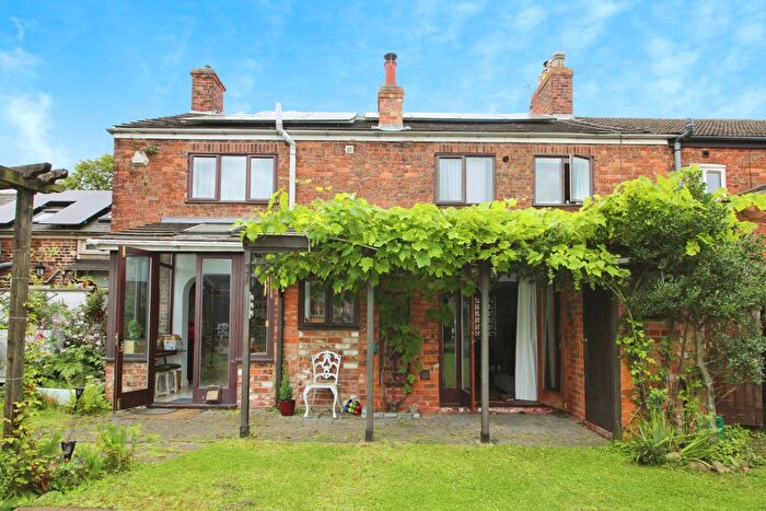 4 Bedroom Terraced House For Sale In The Square, North Thoresby, Grimsby, DN36