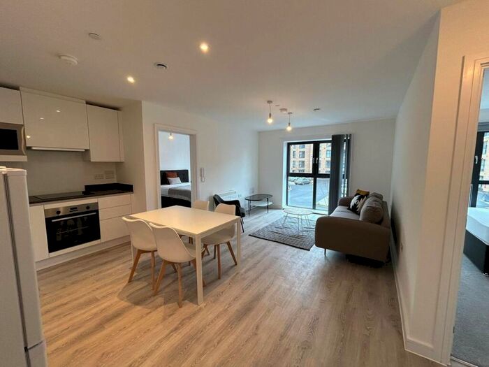 2 Bedroom Flat To Rent In Fox House, Erasmus Drive, Derby, Derbyshire, DE1