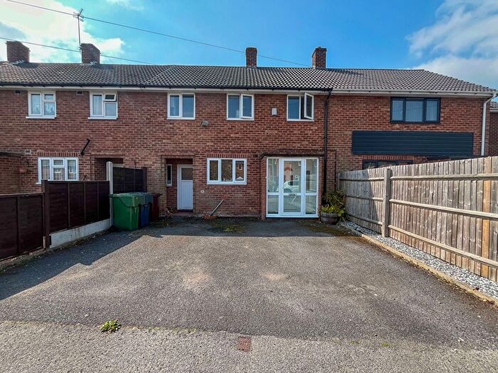 3 Bedroom Terraced House For Sale In Simms Lane, Hollywood, Birmingham, B47