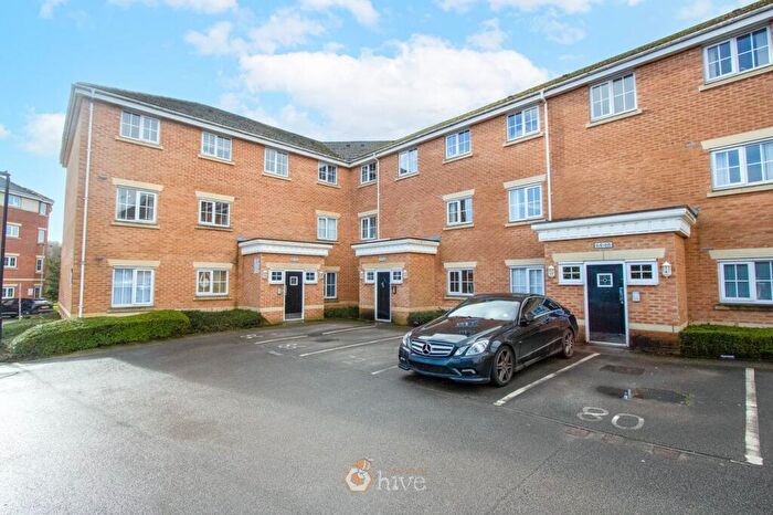 2 Bedroom Flat For Sale In Jenkinson Grove, Armthorpe, Doncaster, DN3