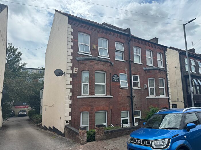 1 Bedroom Flat To Rent In Old Hat Factory, Clarendon Road, Luton, LU2