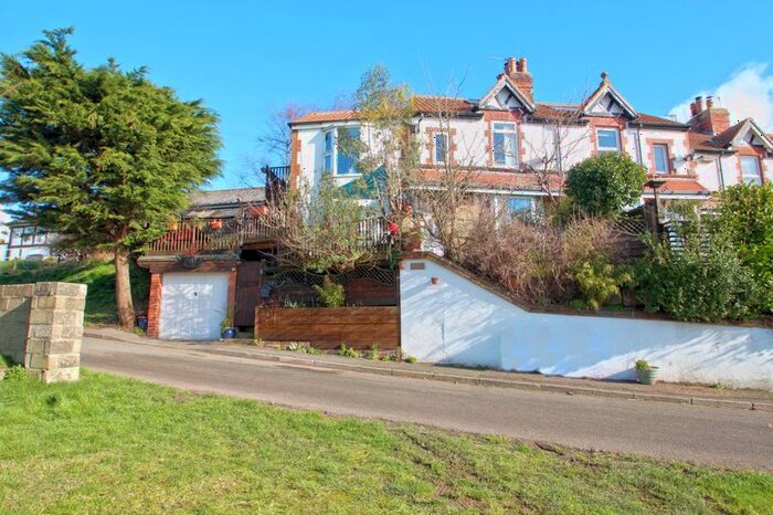 3 Bedroom Terraced House For Sale In Mount View, Muston, Nr Filey, YO14