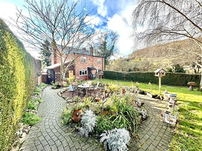 2 Bedroom Semi-Detached House For Sale In Dinmore, Hereford, HR4