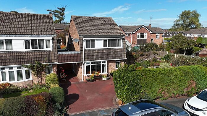 4 Bedroom Link Detached House For Sale In Redwood Avenue, Stone, ST15