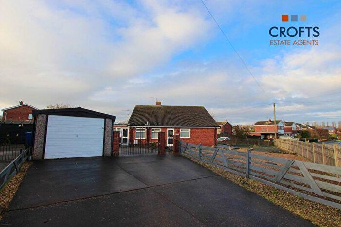 2 Bedroom Semi-Detached Bungalow For Sale In Winslow Drive, Immingham, DN40