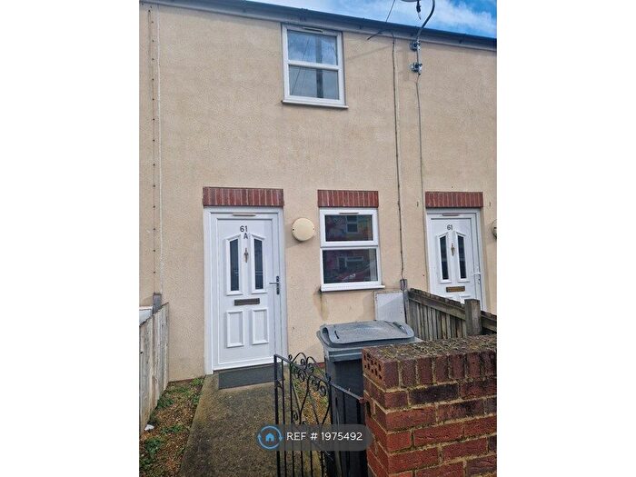2 Bedroom Terraced House To Rent In High Street, Gloucester, GL1
