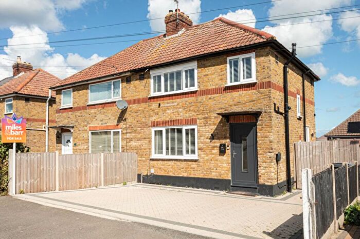 3 Bedroom Semi-Detached House For Sale In Thornbridge Road, Deal, Kent, CT14