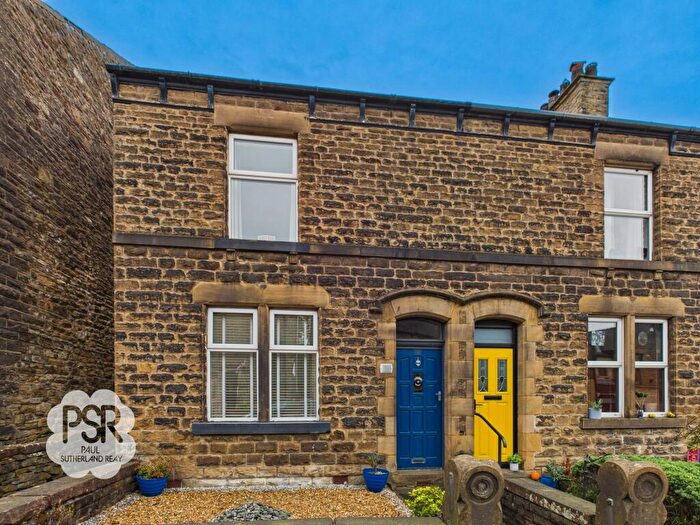 3 Bedroom End Of Terrace House For Sale In Church Road, New Mills, SK22