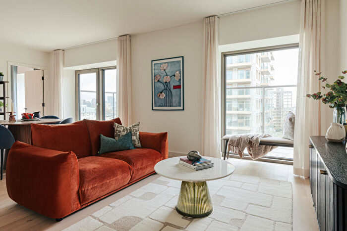 1 Bedroom Flat For Sale In Starboard Way, London, E16