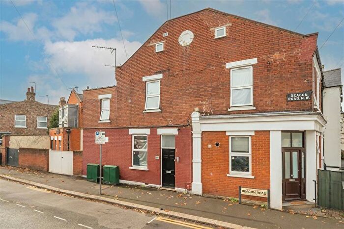 1 Bedroom Flat To Rent In Chapter Road, Willesden Green, NW2