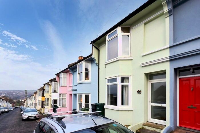 2 Bedroom Terraced House To Rent In Carlyle Street, Brighton, East Sussex, BN2