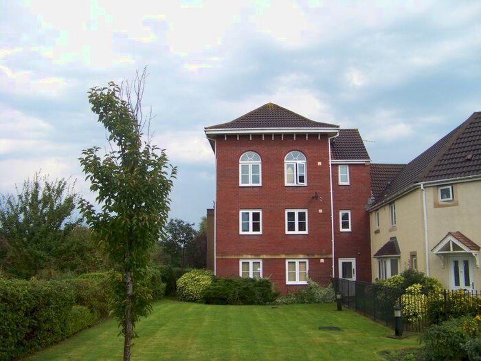 2 Bedroom Flat To Rent In Eden Croft, Weston-Super-Mare BS24