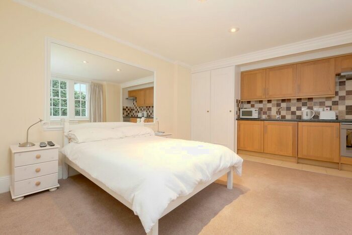 Studio To Rent In Bryanston Square, London, W1H