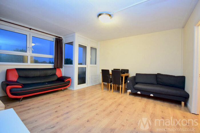 4 Bedroom Flat To Rent In Little Dimocks, SW12