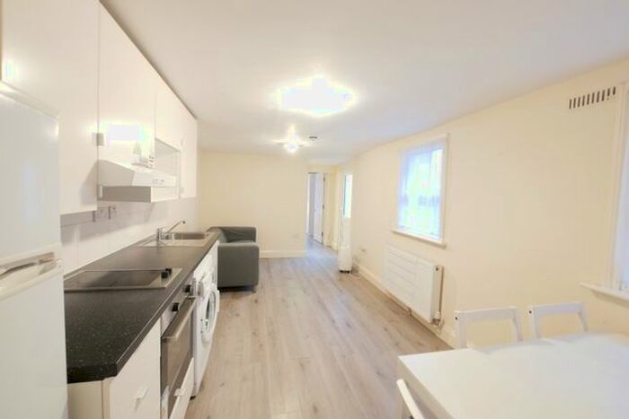 1 Bedroom Flat To Rent In Colworth Road, Leytonstone E11