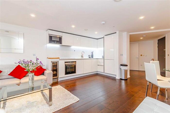 1 Bedroom Flat For Sale In City Road, City Road, EC1V