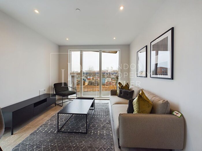 2 Bedroom Property To Rent In Exploration Way, Aquifer House Exploration Way, SL1