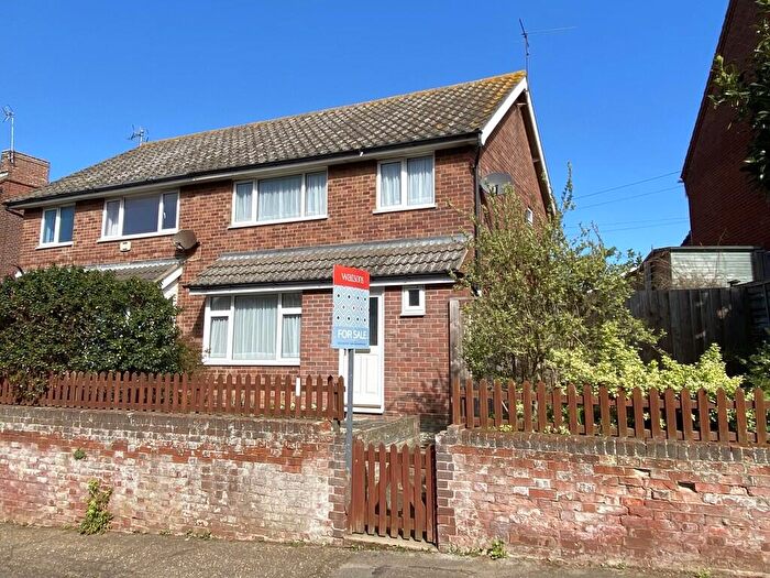 3 Bedroom Semi-Detached House For Sale In Sheringham, NR26