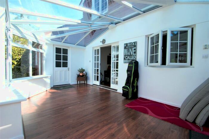 4 Bedroom Detached House To Rent In Woodlark Gardens, Petersfield, GU31