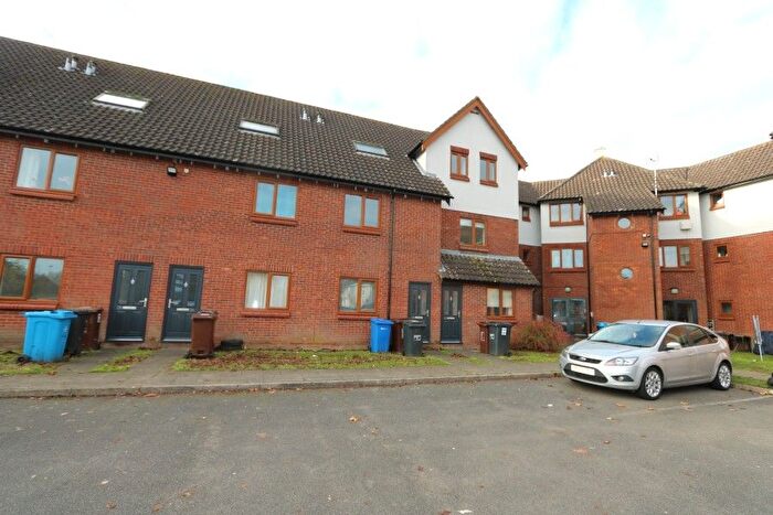 2 Bedroom Flat To Rent In Rockingham Mews, Corby, NN17