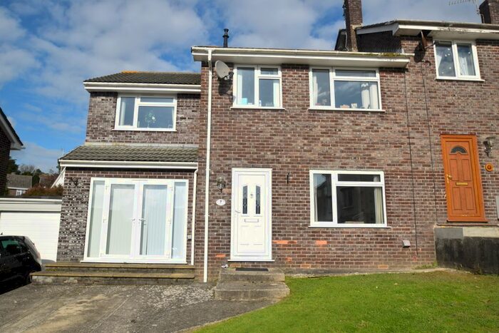 5 Bedroom Semi-Detached House To Rent In Pengarth Road, Falmouth TR11