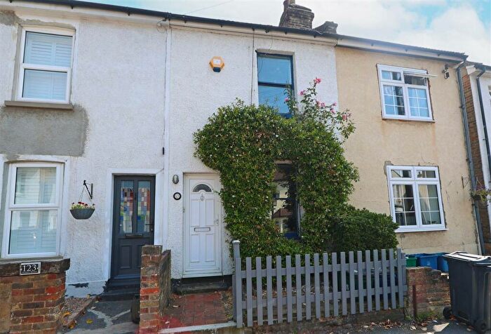 2 Bedroom Terraced House To Rent In Sussex Road, South Croydon, CR2