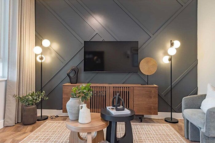 1 Bedroom Flat For Sale In "The Platform - Plot " At High Road, London, N12