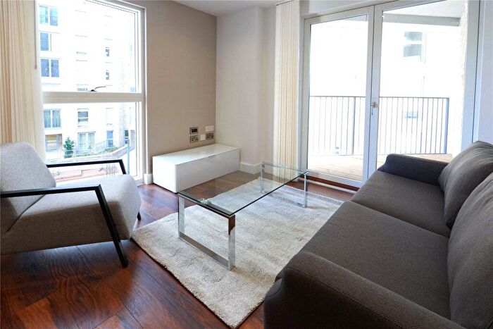 2 Bedroom Apartment To Rent In New Bridge Street Salford, M3