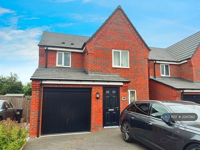 3 Bedroom Detached House To Rent In Piper Street, Shirebrook, Mansfield, NG20