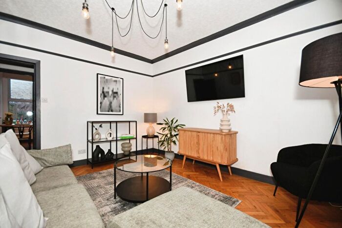 3 Bedroom End Of Terrace House For Sale In Bradley Street, Crookes, Sheffield, S10