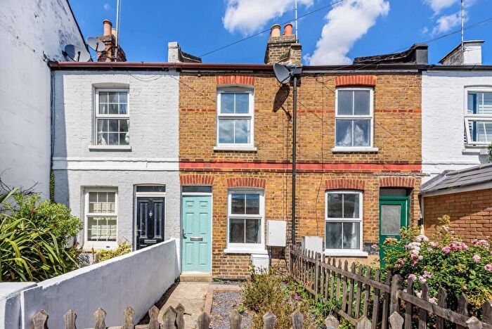 2 Bedroom Terraced House To Rent In Clewer Fields, Windsor, SL4